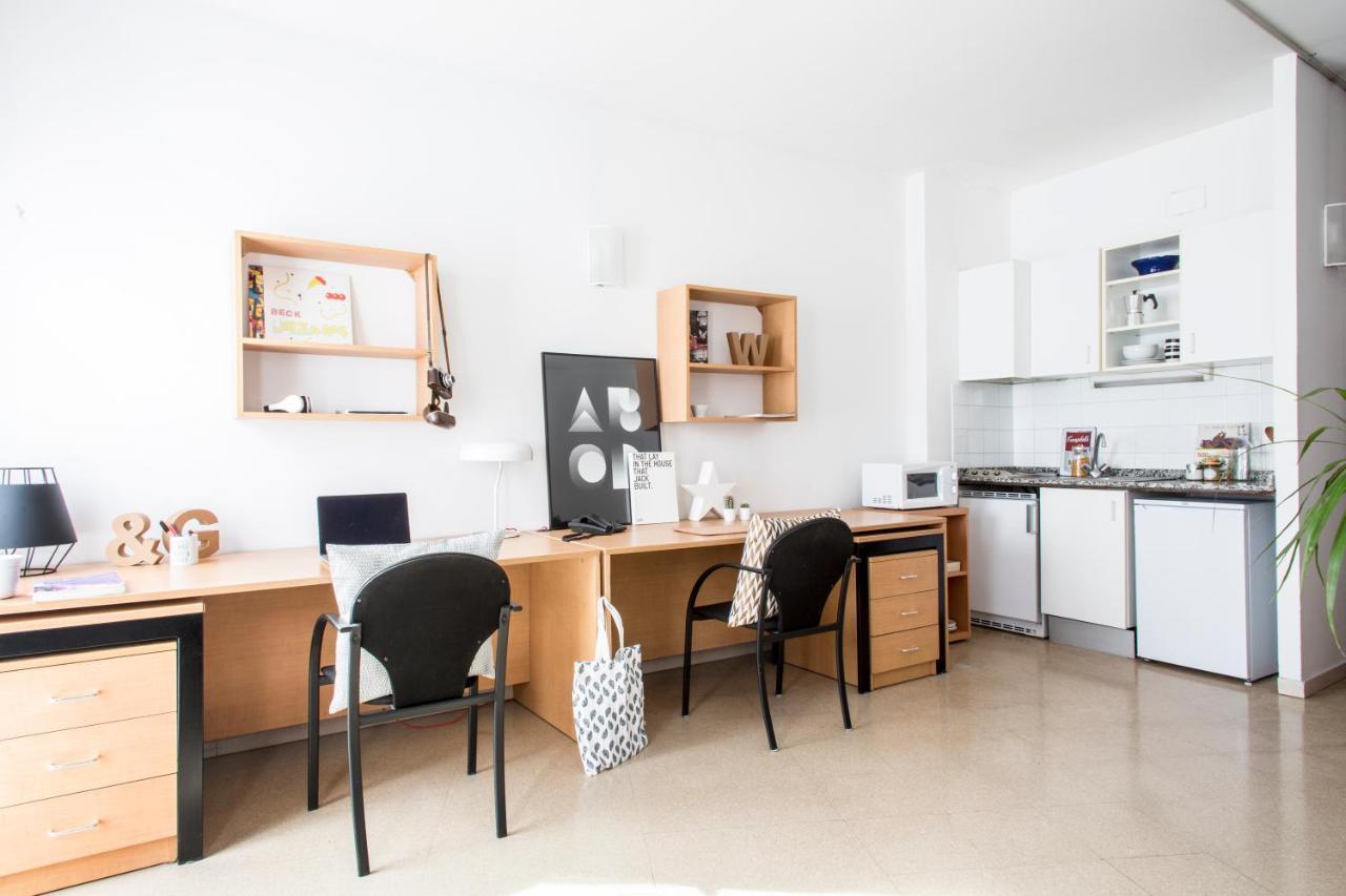 Residencia Universitaria Resa Francesc Giralt I Serra Terrassa Exteriér fotografie